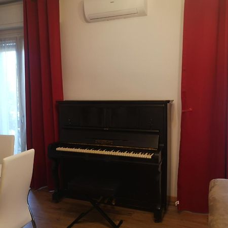 Ai Quattro Ulivi Apartment Peschiera del Garda Luaran gambar