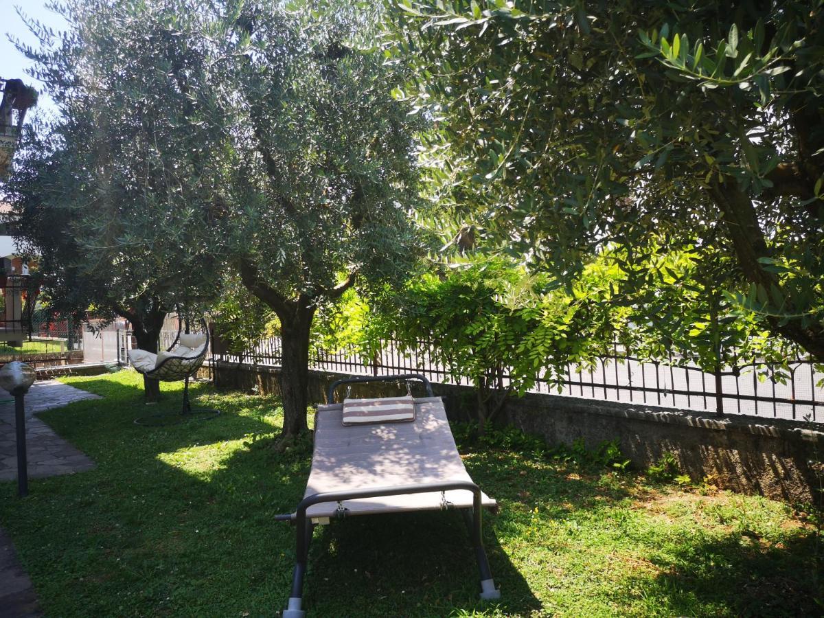 Ai Quattro Ulivi Apartment Peschiera del Garda Luaran gambar