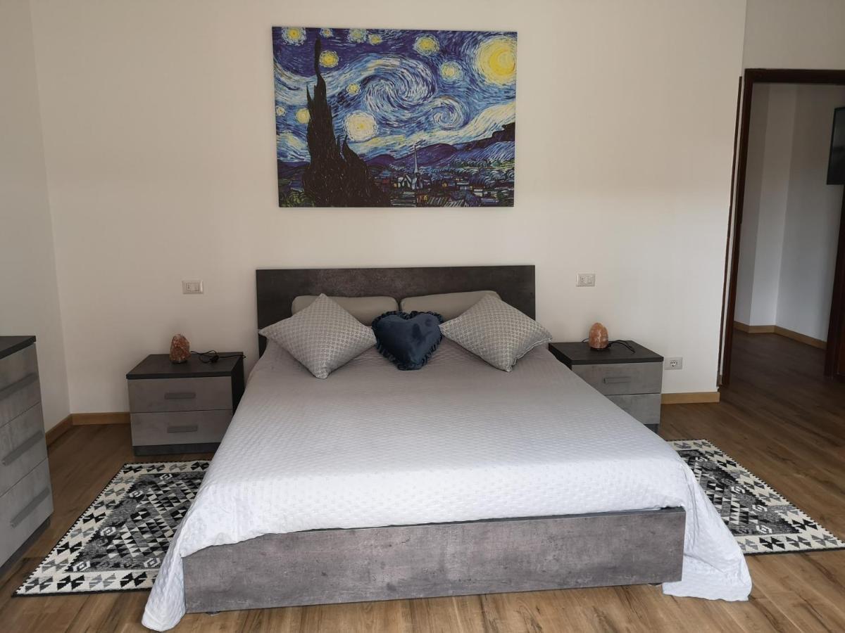Ai Quattro Ulivi Apartment Peschiera del Garda Luaran gambar
