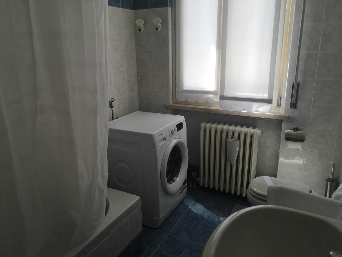 Ai Quattro Ulivi Apartment Peschiera del Garda Luaran gambar