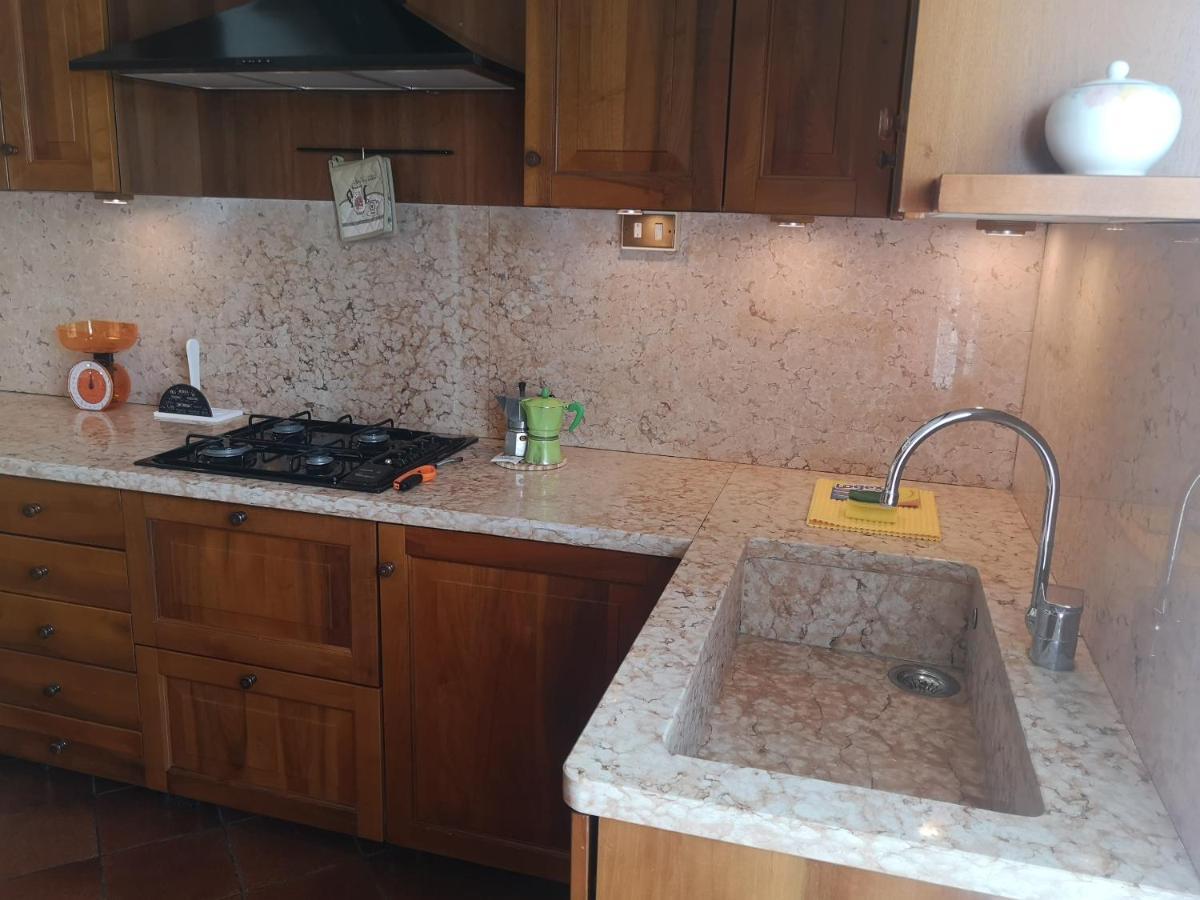 Ai Quattro Ulivi Apartment Peschiera del Garda Luaran gambar