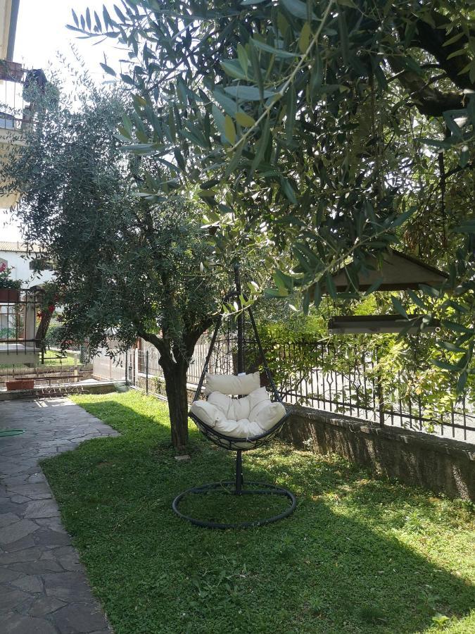 Ai Quattro Ulivi Apartment Peschiera del Garda Luaran gambar