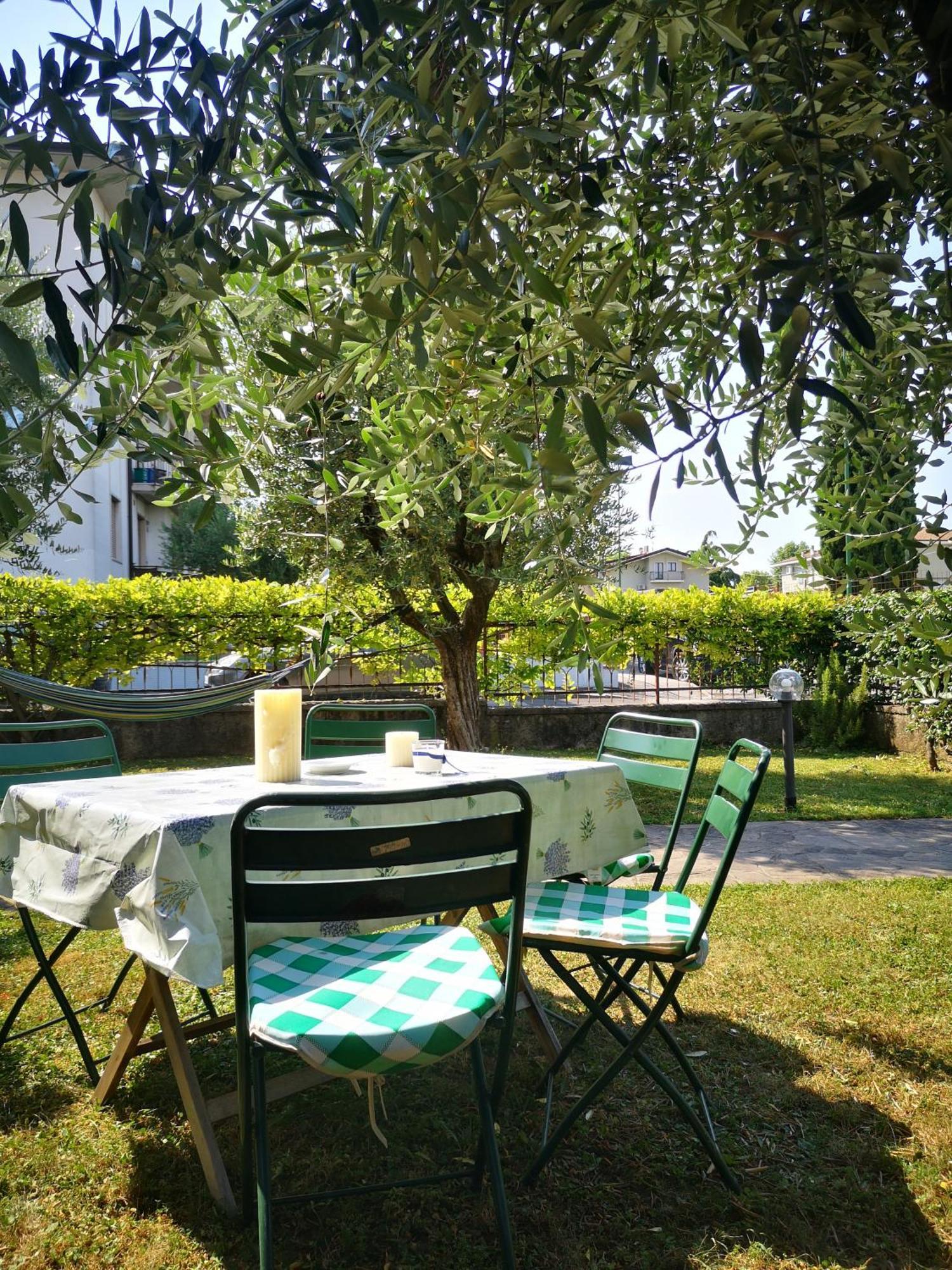 Ai Quattro Ulivi Apartment Peschiera del Garda Luaran gambar